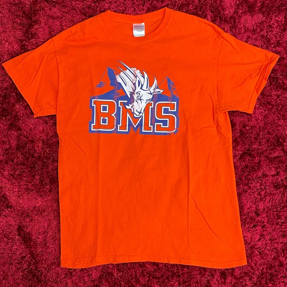 Blue Mountain State BMS Mascot Shirt Orange Medium Thad Castle Alex Moran